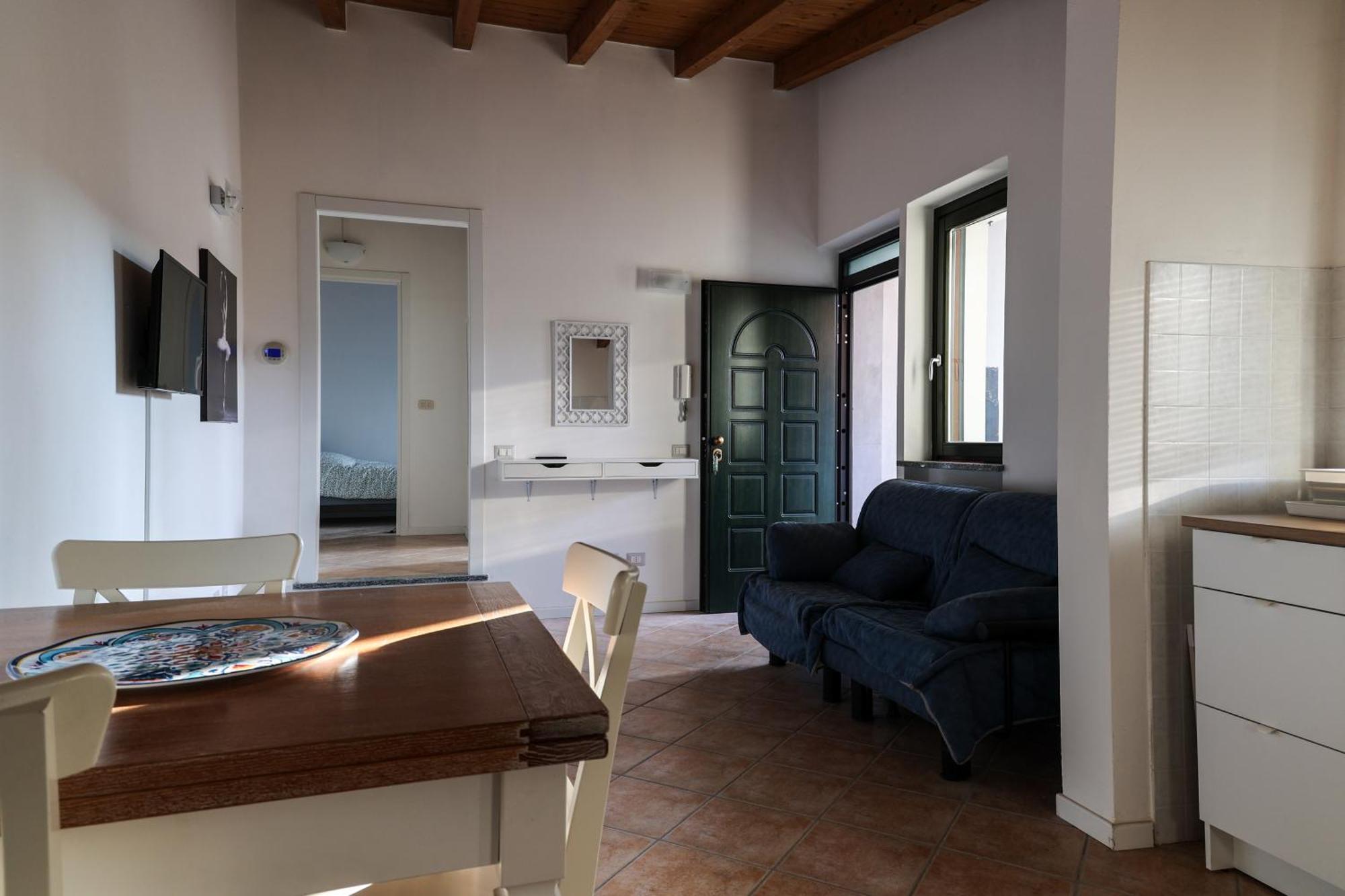Apartamento La Casa Di Rosy Oleggio Exterior foto