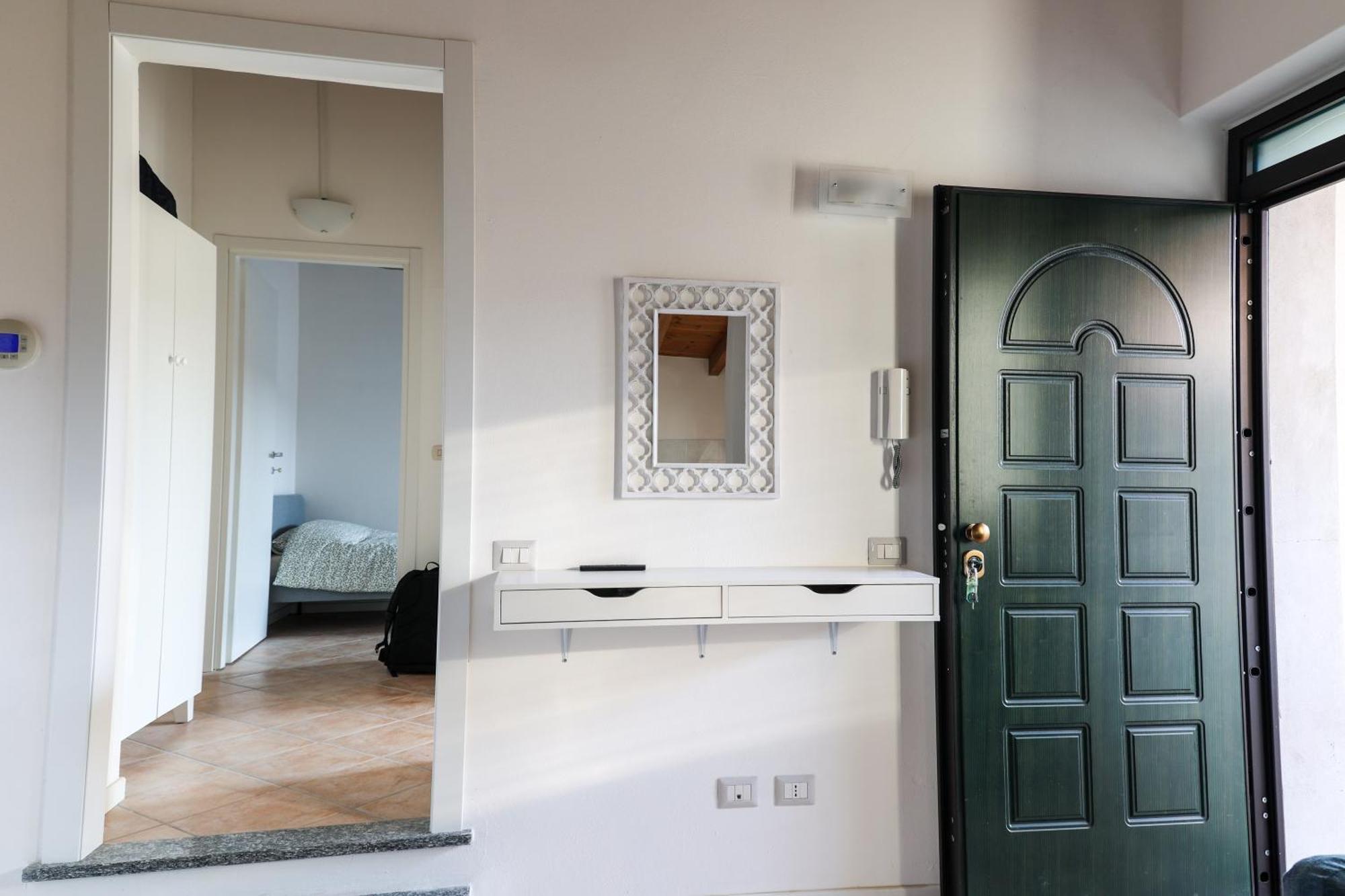 Apartamento La Casa Di Rosy Oleggio Exterior foto